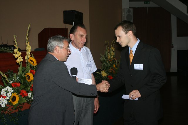 img00033.jpg